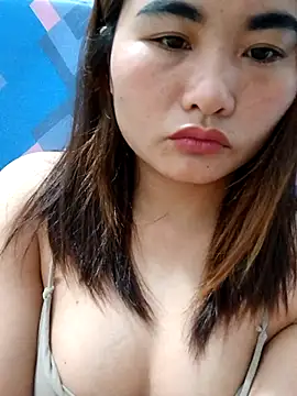 Snapshot of Sweet--Sexy chatting on May 5, 8:28 pm Sweet--Sexy online show from May 5, 8:28 pm