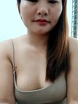 Snapshot of Sweet--Sexy chatting on May 12, 12:41 am Sweet--Sexy online show from May 12, 12:41 am
