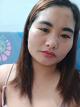 Snapshot of Sweet--Sexy chatting on May 18, 9:20 pm Sweet--Sexy online show from May 18, 9:20 pm