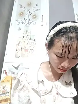 Snapshot of Wily-06 chatting on July 7, 7:23 am Wily-06 online show from July 7, 7:23 am