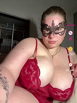 Snapshot of cherrylust12 chatting on June 12, 11:14 pm cherrylust12 online show from June 12, 11:14 pm