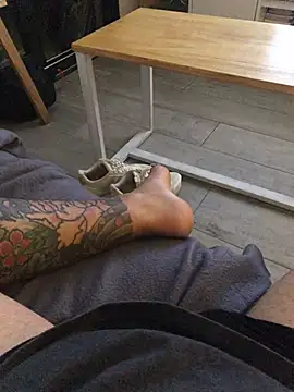 psilocibina22 online show from February 22, 3:18 am