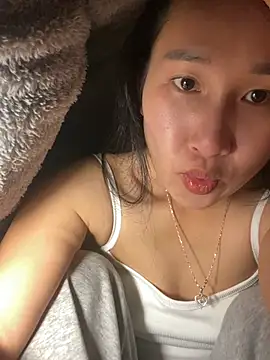 Snapshot of siorin_24 chatting on January 9, 1:47 pm siorin 24 online show from January 9, 1:47 pm