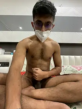 akash349797 online show from February 8, 10:51 am