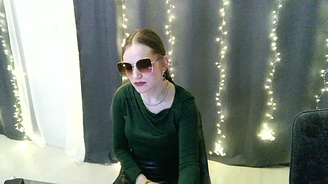 ZaraCharming online show from February 18, 6:48 pm