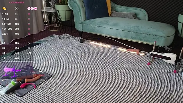 Snapshot of SamaraShadow chatting on February 20, 6:26 am SamaraShadow online show from February 20, 6:26 am