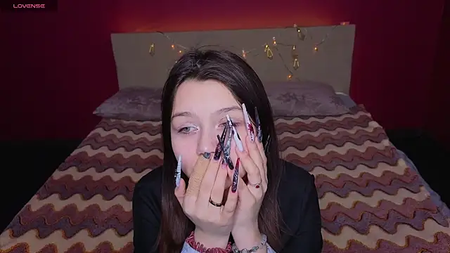 xxxnaughtyfoxyxxx online show from April 5, 11:07 am