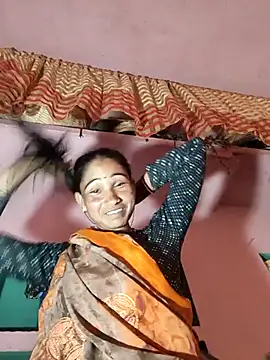 lodhi8080 online show from April 17, 10:07 am