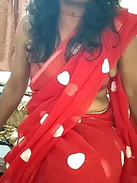 Snapshot of Meena_Meenakshi chatting on February 11, 11:15 am Meena Meenakshi online show from February 11, 11:15 am