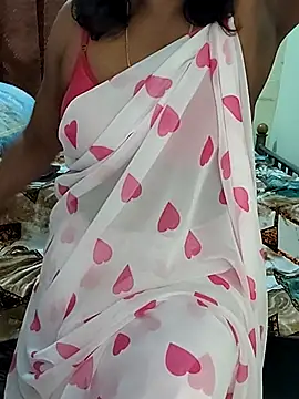 Snapshot of Meena_Meenakshi chatting on February 27, 6:41 pm Meena Meenakshi online show from February 27, 6:41 pm