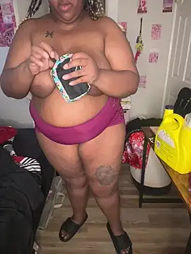 Chocolatebunnyxx96 online show from March 13, 5:08 pm