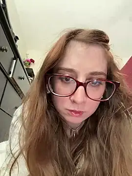 Snapshot of Elenore_hoesevelt chatting on May 4, 5:09 pm Elenore hoesevelt online show from May 4, 5:09 pm