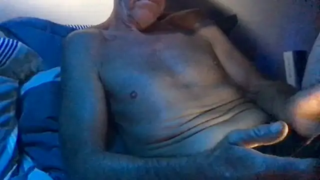 Getemhot online show from March 20, 5:18 pm