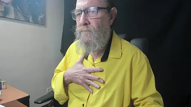 Uncle Hottie online show from February 5, 2:54 pm