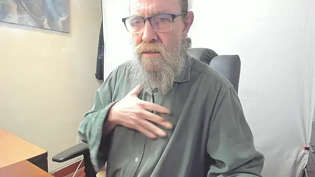 Uncle Hottie online show from February 20, 6:30 pm