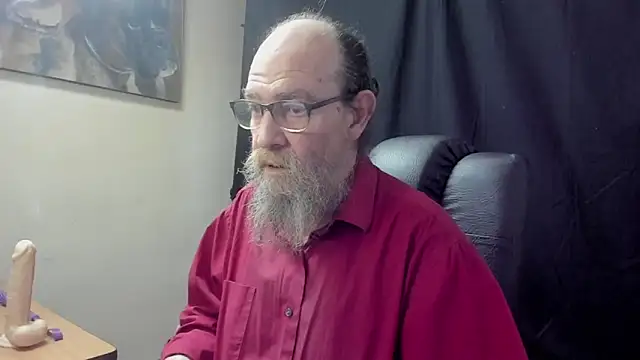 Uncle Hottie online show from April 5, 3:42 pm