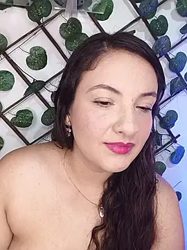 Evaa Angelina online show from January 17, 8:45 pm