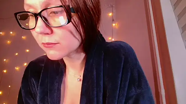 Snapshot of MelanyOxx chatting on January 18, 1:53 am MelanyOxx online show from January 18, 1:53 am