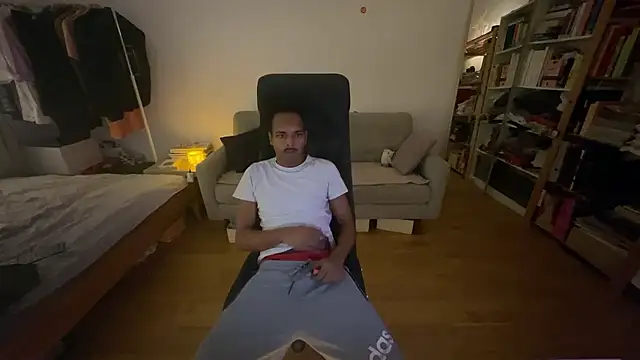 teamrocket1433 online show from January 16, 7:18 pm