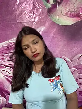 Priyaa 1433 online show from August 3, 11:05 am