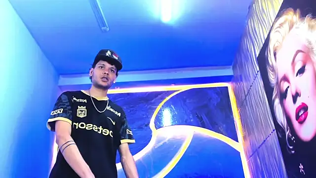 Lucas hot 20 online show from February 9, 1:26 pm