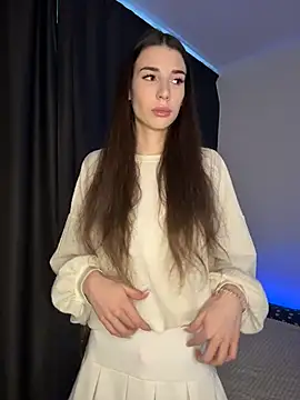 LaineTop1 online show from January 14, 7:14 am