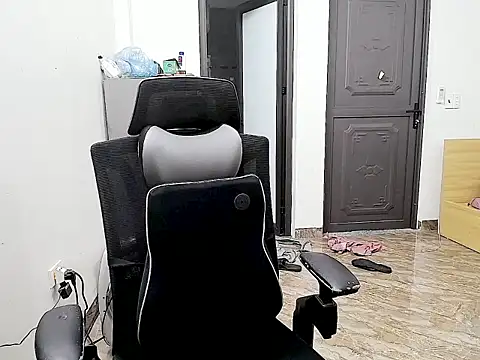 Shulee- online show from February 12, 10:10 am