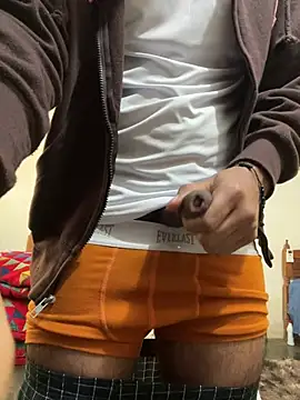 calientmex online show from February 9, 4:00 pm