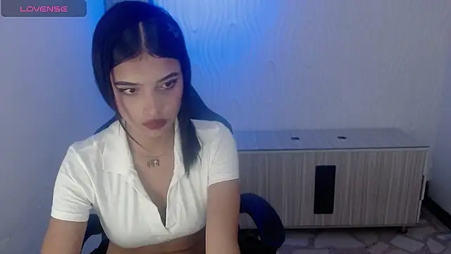 honeyluxe  online show from February 4, 4:18 am