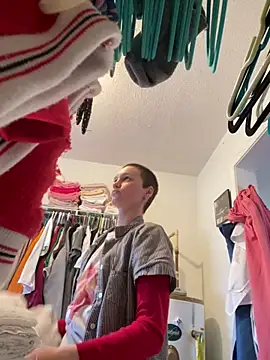 SugarNCinnamon online show from February 9, 8:13 pm