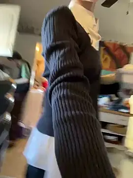 SugarNCinnamon online show from February 15, 8:16 pm