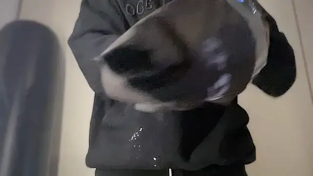 Snapshot of JSYMON chatting on February 1, 12:04 pm JSYMON online show from February 1, 12:04 pm