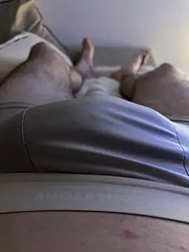 Snapshot of Iconnue chatting on February 24, 9:24 pm Iconnue online show from February 24, 9:24 pm