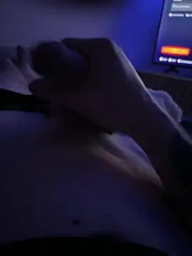 Snapshot of Iconnue chatting on February 25, 10:08 pm Iconnue online show from February 25, 10:08 pm