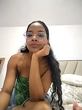 KATALINA SANTANA  online show from February 6, 1:54 am