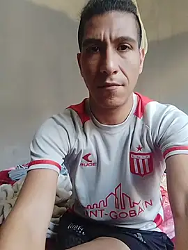 Rodrigohernan19 online show from June 20, 3:59 pm