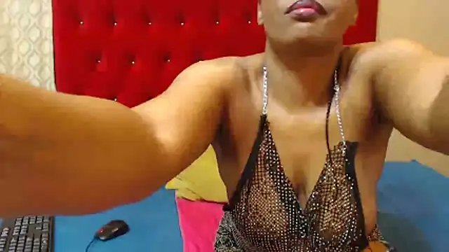 Hotsexyberry25 online show from April 9, 5:29 pm