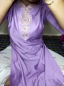 Kushi Sharmaa online show from February 21, 5:19 am