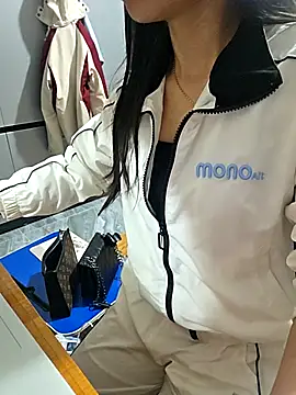 moon baby99 online show from March 18, 3:48 pm