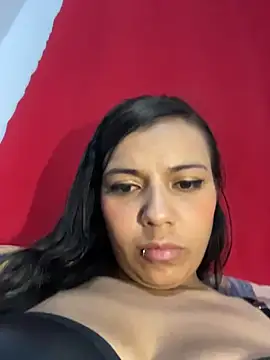 cinthia2011 online show from February 3, 2:53 am