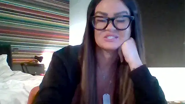 ScottishIvy online show from January 18, 8:12 pm