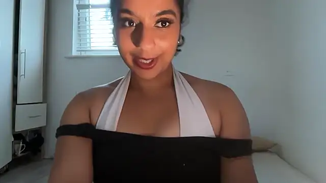 fayfay21xh online show from May 20, 8:15 pm