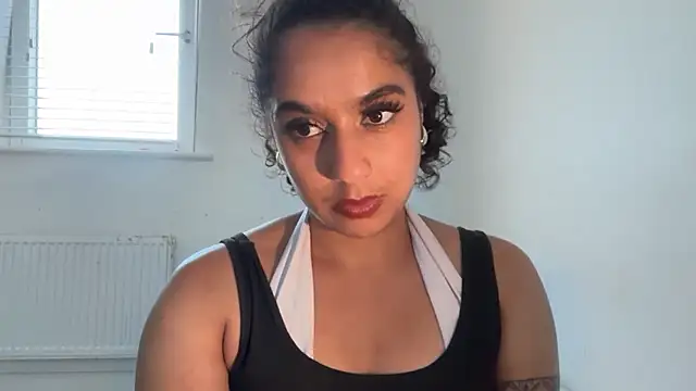 fayfay21xh online show from May 21, 7:10 pm