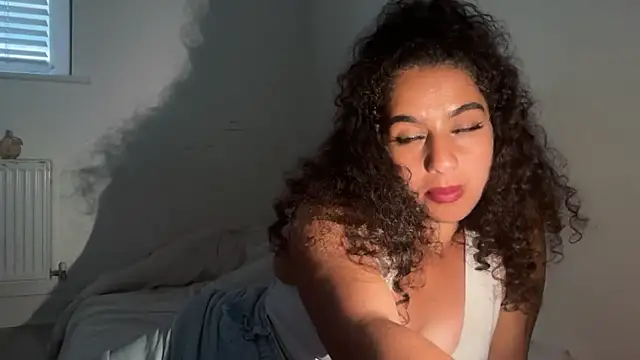 fayfay21xh online show from May 28, 8:39 pm