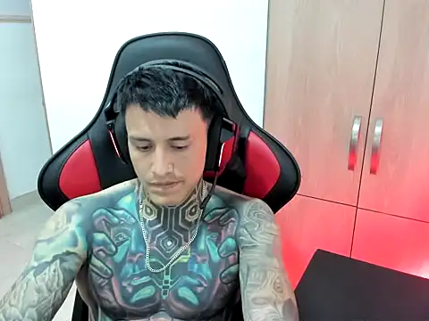 Chrissblack online show from March 6, 4:42 am