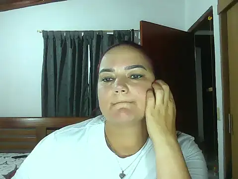 Roja tentacion online show from May 29, 8:40 pm
