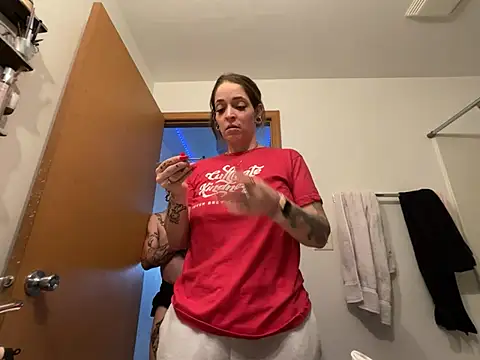 aria lee1987 online show from February 22, 6:06 pm