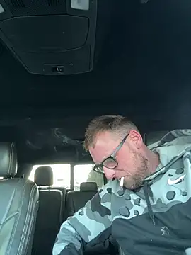 WIDBIGWHITECOCK online show from February 12, 9:54 pm