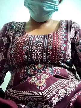 Snapshot of catstar143 chatting on February 10, 10:19 am catstar143 online show from February 10, 10:19 am