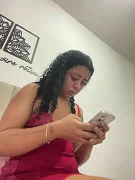 Cachinhossfd online show from April 2, 2:42 am